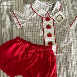 NWT two piece embroidered apple outfit
